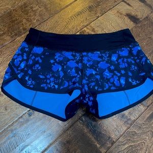 RARE PATTERN lululemon Speed Up Low-Rise Lined Short 2.5" size 6
